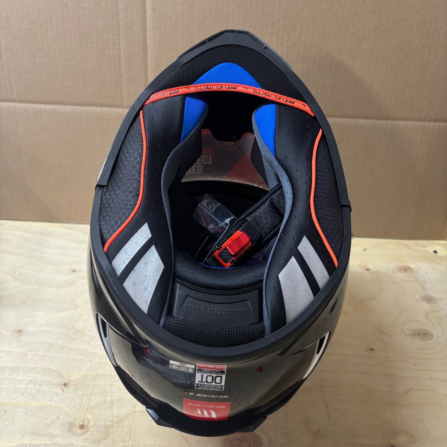 MT REVENGE 2 S (Full face)